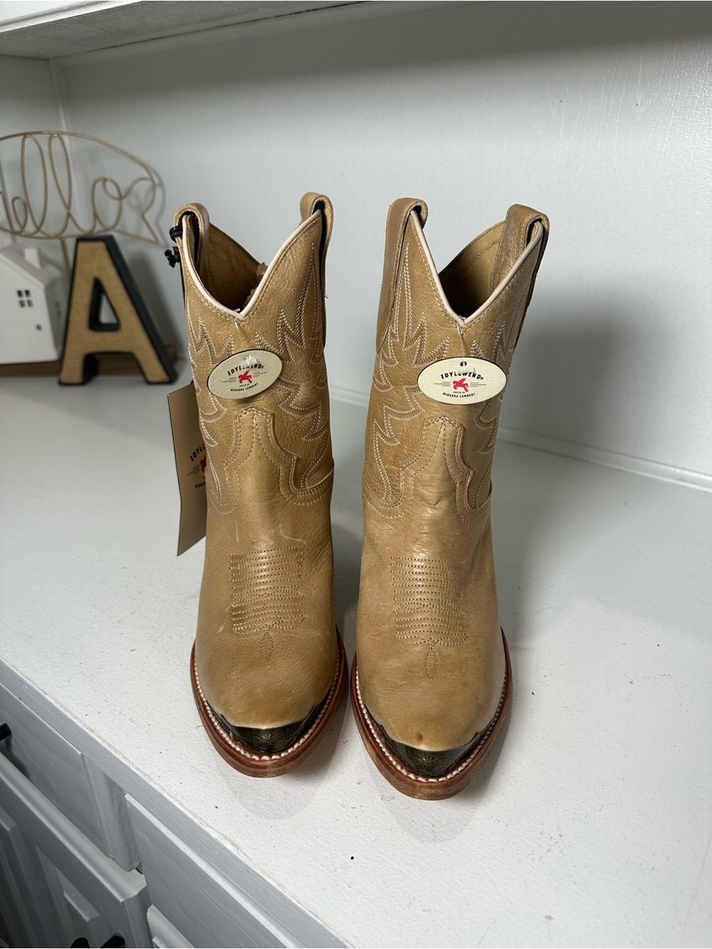 Idyllwind Cowboy Boots Womens 7 Tan Leather Western Ankle Boots NWT Snip Toe - Picture 2 of 9
